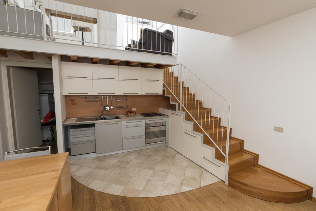 Casa Piazza Del Porto Villa Ловере Екстериор снимка