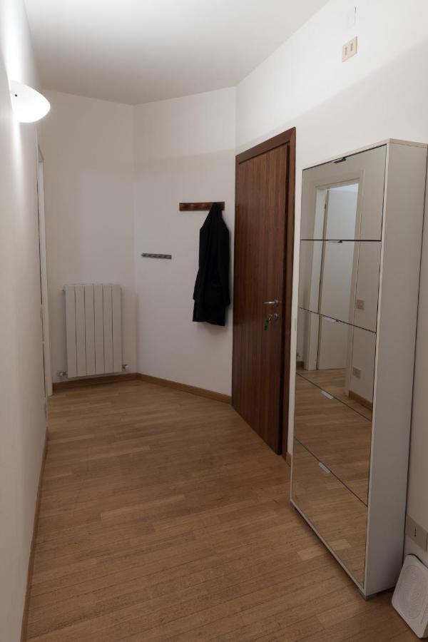 Casa Piazza Del Porto Villa Ловере Екстериор снимка